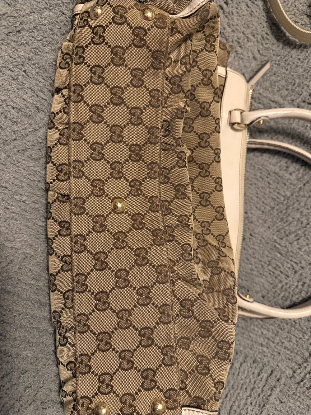 Gucci Beige GG Canvas Shoulder Bag with Light Pink Trim - Picture 4 of 9